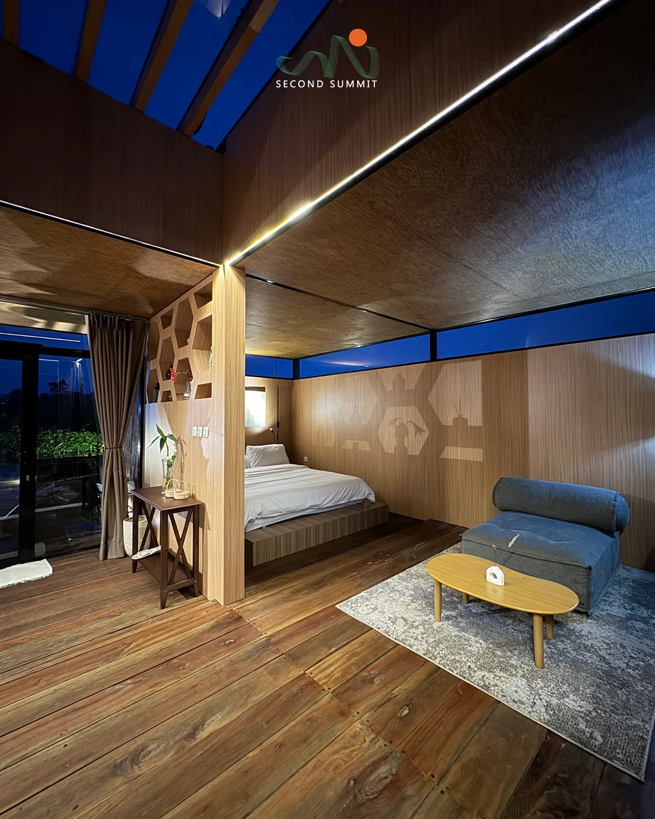 Deluxe suite bathroom